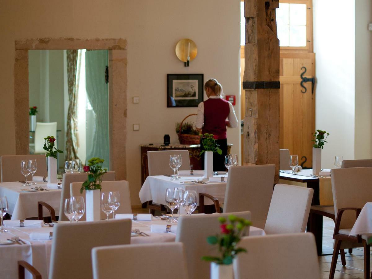 Palac Pakoszow Schlosshotel Wernersdorf Jelenia Góra Exteriör bild Restaurant in the Hotel